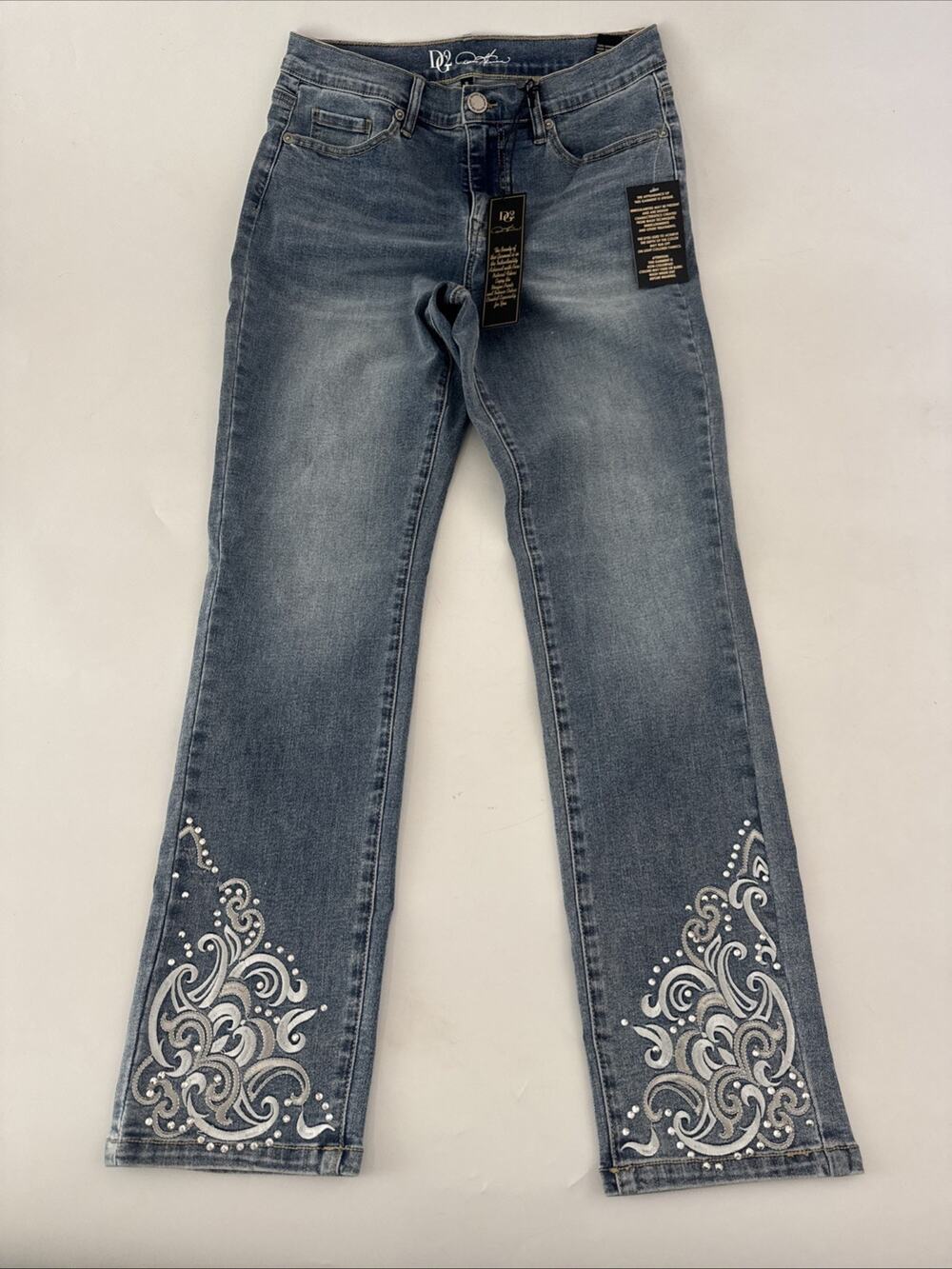 DG2 by Diane Gilman Women's Size 8 Jeans Embroidered Rhinestones Western